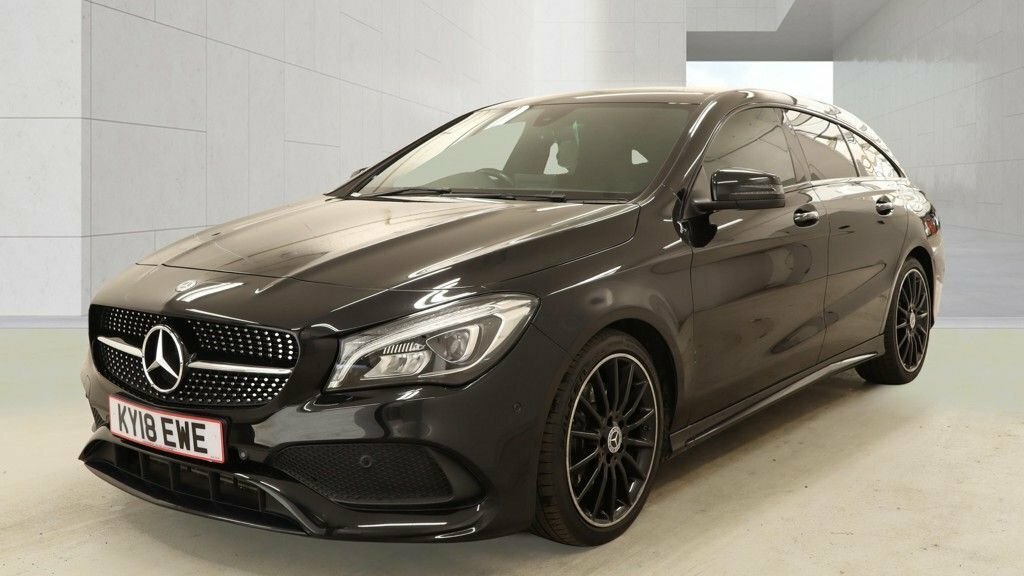 Mercedes-Benz CLA Class 2.1L Amg Line Black #3