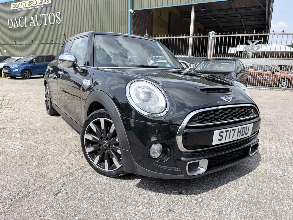 Mini Hatch 2.0 Cooper Sd Hatchback 6Spd Euro Black