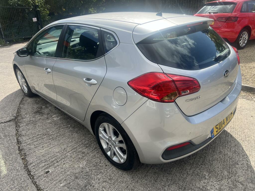 Kia Ceed 1.4 2 Hatchback Euro 5 98 Bhp SD14MVR Silver #2