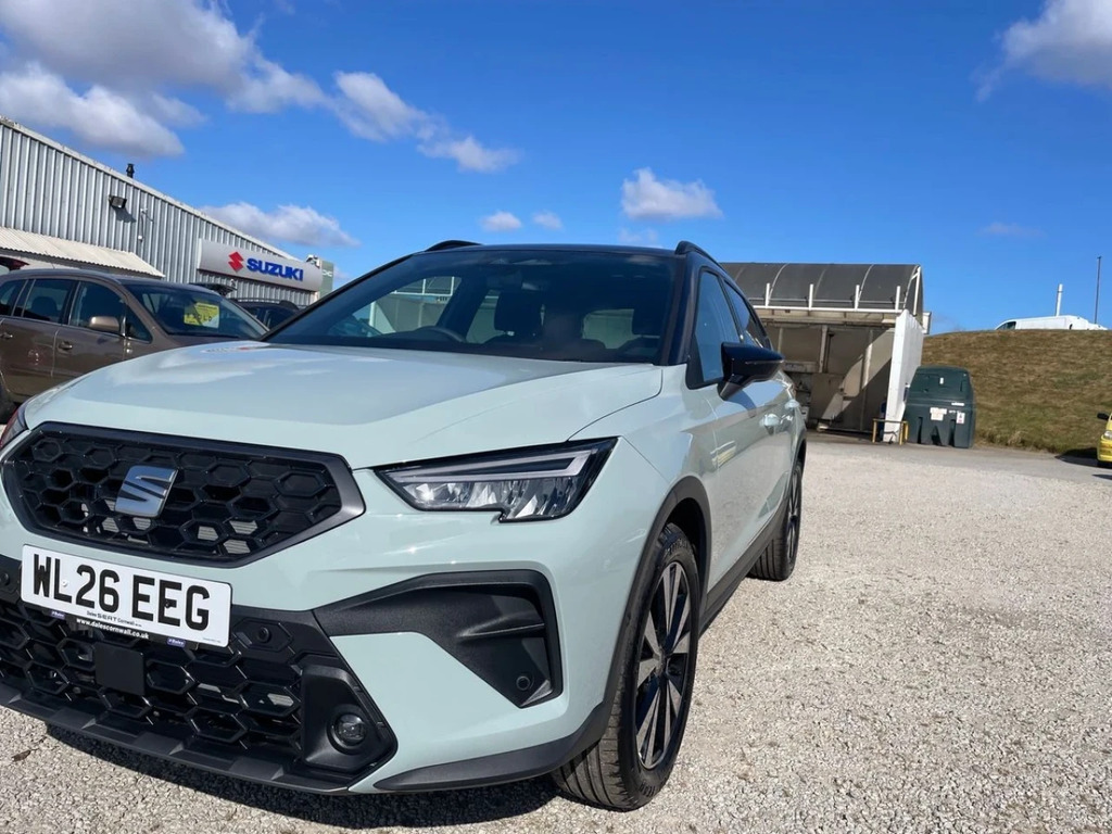 Seat Arona 1.0 Tsi 115 Fr Sport Grey #23