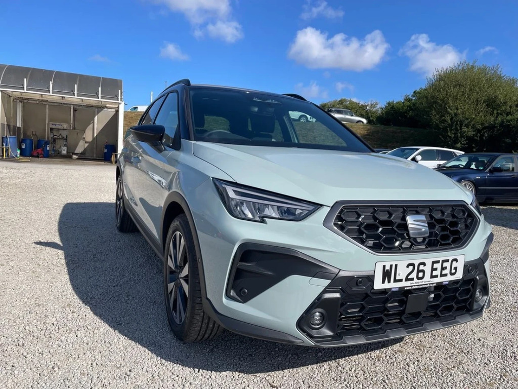 Seat Arona 1.0 Tsi 115 Fr Sport Grey #24