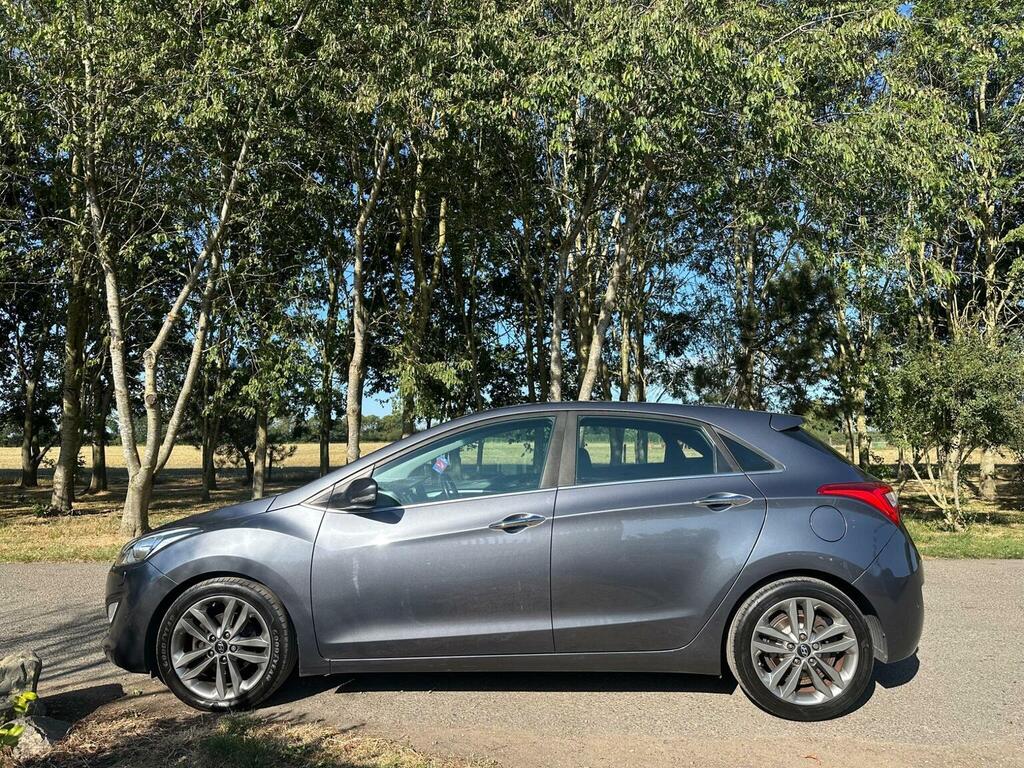 Hyundai I30 1.6 Crdi Blue Drive Premium Dct Euro 6 Ss Grey #4