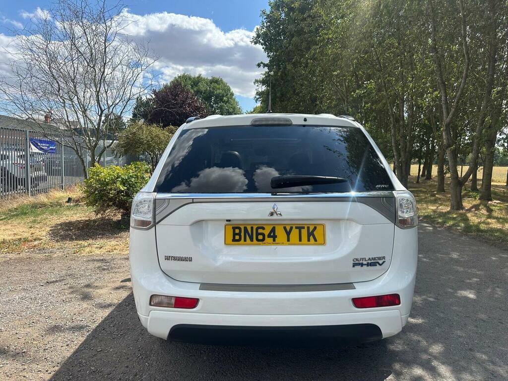 Mitsubishi Outlander 2.0H 12Kwh Gx4hs Cvt 4Wd Euro 5 Ss White #6