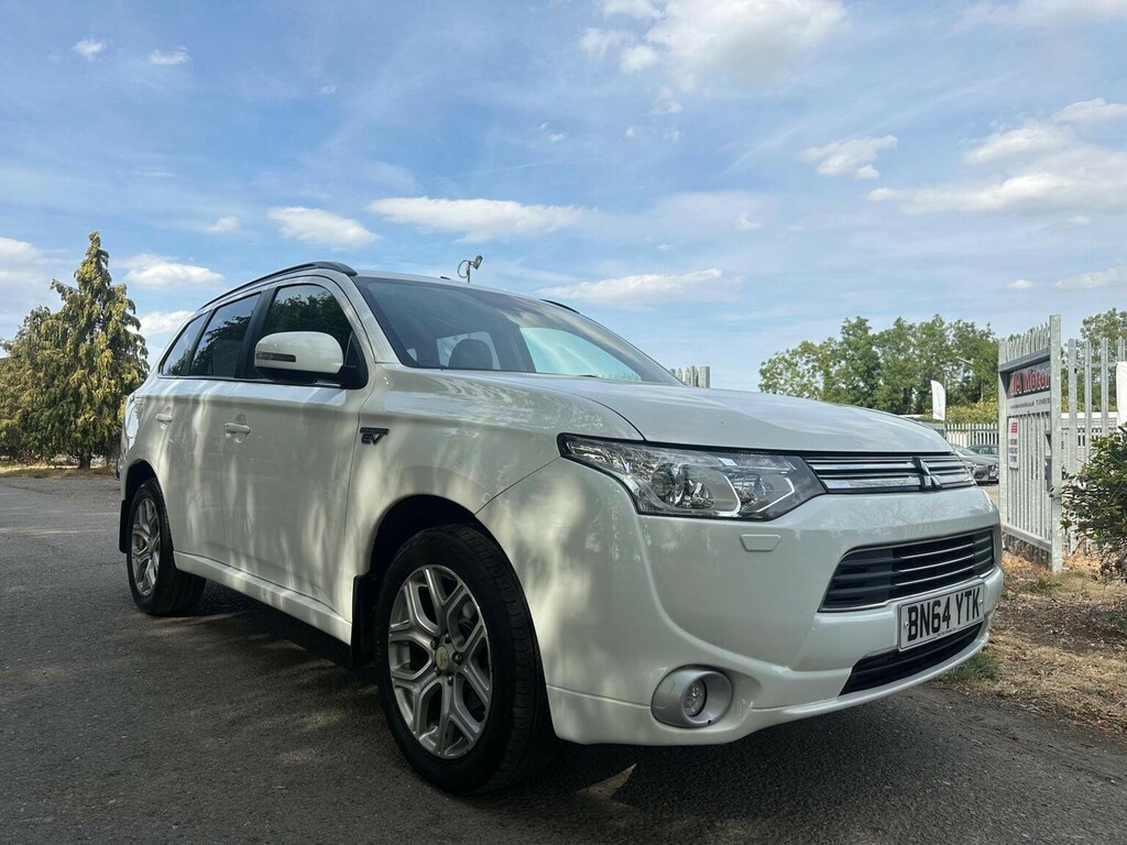 Mitsubishi Outlander 2.0H 12Kwh Gx4hs Cvt 4Wd Euro 5 Ss White
