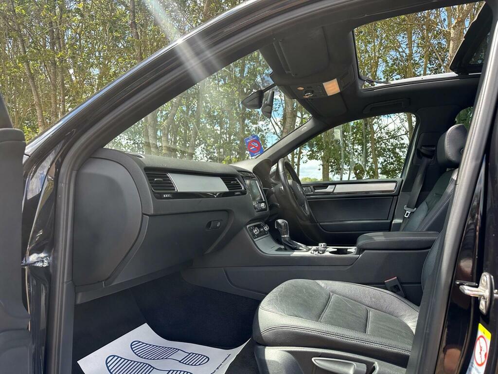 Volkswagen Touareg 3.0 Tdi V6 Bluemotion Tech R-line Tiptronic 4Wd Eu Black #5