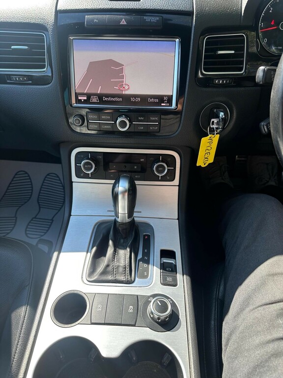 Volkswagen Touareg 3.0 V6 Altitude Tdi Bluemotion Technology 242 B Silver #15