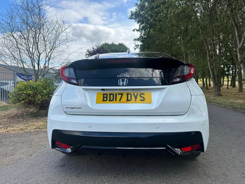 Honda Civic Hatchback 1.8 I-vtec Se Plus Navi Euro 6 Ss 5 White #6