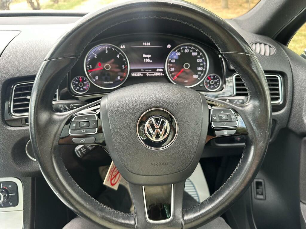 Volkswagen Touareg 3.0 Tdi V6 Bluemotion Tech R-line Suv T Black #11