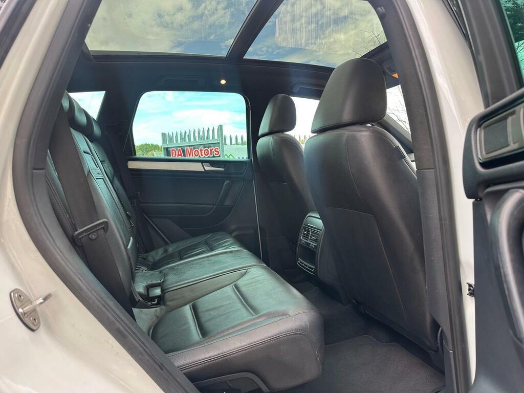 Volkswagen Touareg 3.0 Tdi V6 Bluemotion Tech R-line Suv T Black #18