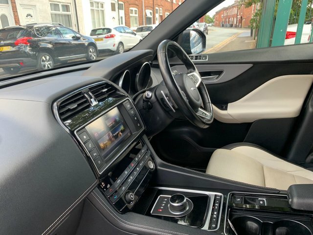 Jaguar F-Pace 2.0 D180 R-sport Awd Euro 6 Ss  #11