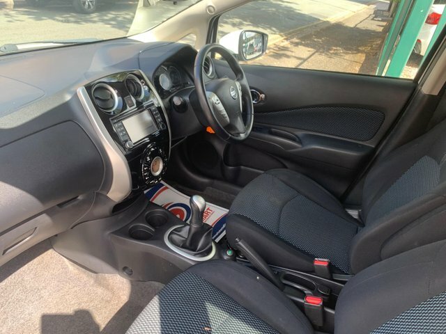 Nissan Note Acenta Premium #12
