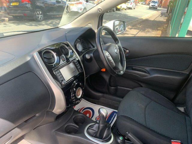 Nissan Note Acenta Premium #17