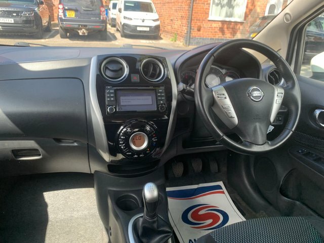 Nissan Note Acenta Premium #20