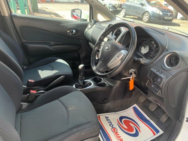 Nissan Note Acenta Premium #27