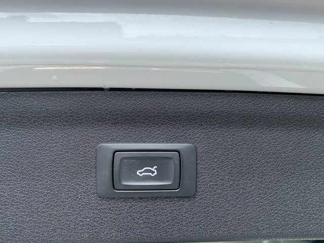 Audi Q3 2018 1.4Tfsi Sport 6-Speed 148 Bhp Euro 6 White #23