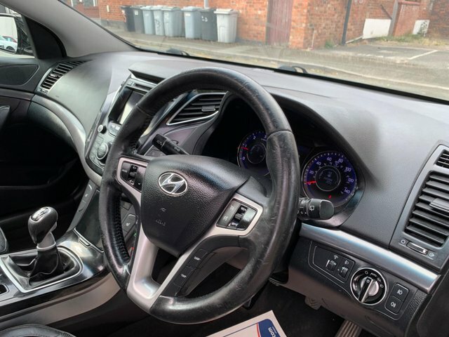 Hyundai I40 Estate 1.7 Crdi Blue Drive Premium Euro 5 Ss Silver #24