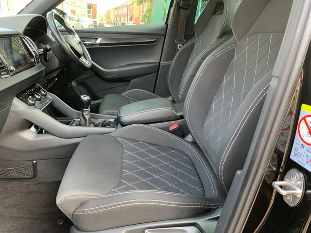 Skoda Karoq 1.5 Tsi Act Se L Suv Dsg Euro 6 Ss Black #36