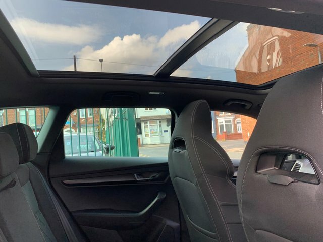 Skoda Karoq 1.5 Tsi Act Se L Suv Dsg Euro 6 Ss Black #19