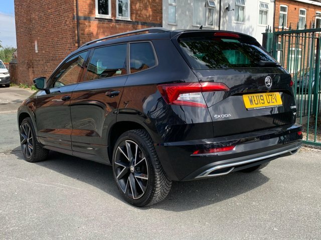 Skoda Karoq Manual Black #4