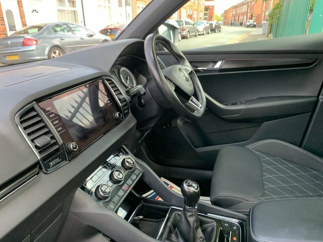 Skoda Karoq 1.5 Tsi Act Se L Suv Dsg Euro 6 Ss Black #11