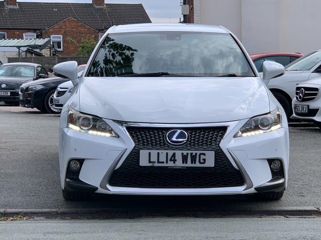 Lexus CT Ct 200H F Sport Cvt White #4