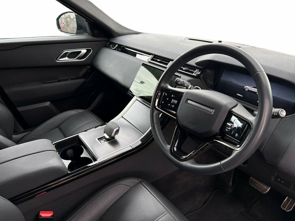 Land Rover Range Rover Velar 2.0 P250 Edition Black #17