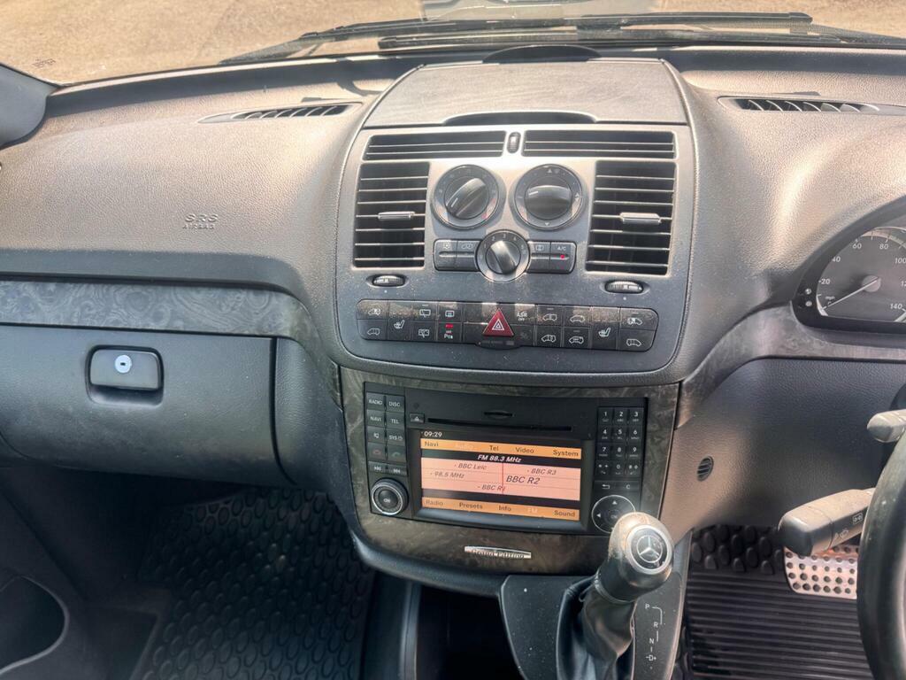 Mercedes-Benz Viano Ambiente Silver #18