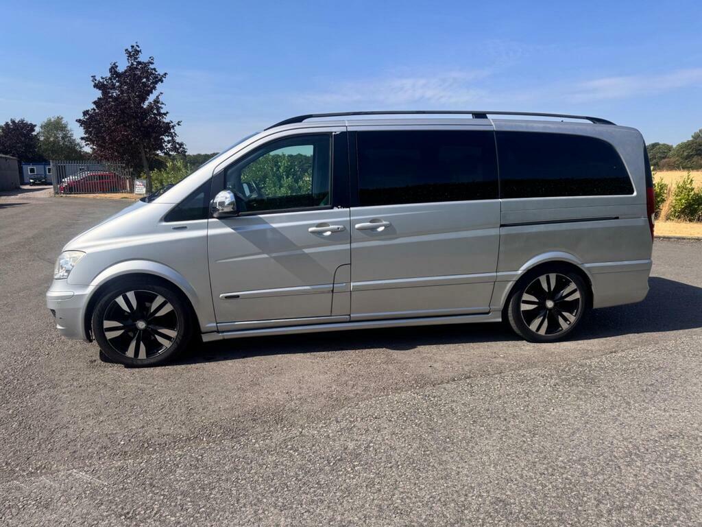 Mercedes-Benz Viano Ambiente Silver #8