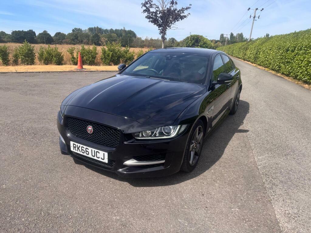Jaguar XE 2.0D R-sport Euro 6 S S Black #4