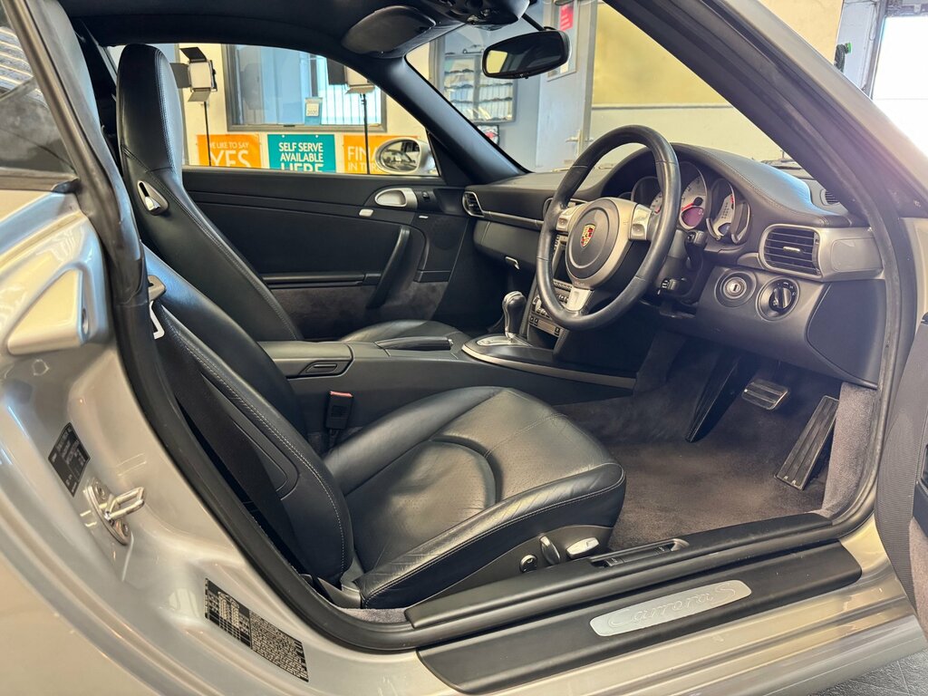 Porsche 911 3.6L Turbo Tiptronic S Convertible 420 Bhp Grey #22