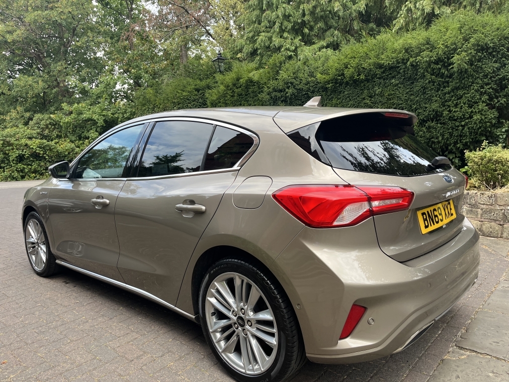 Ford Focus Hatchback BN69XXZ Silver #4