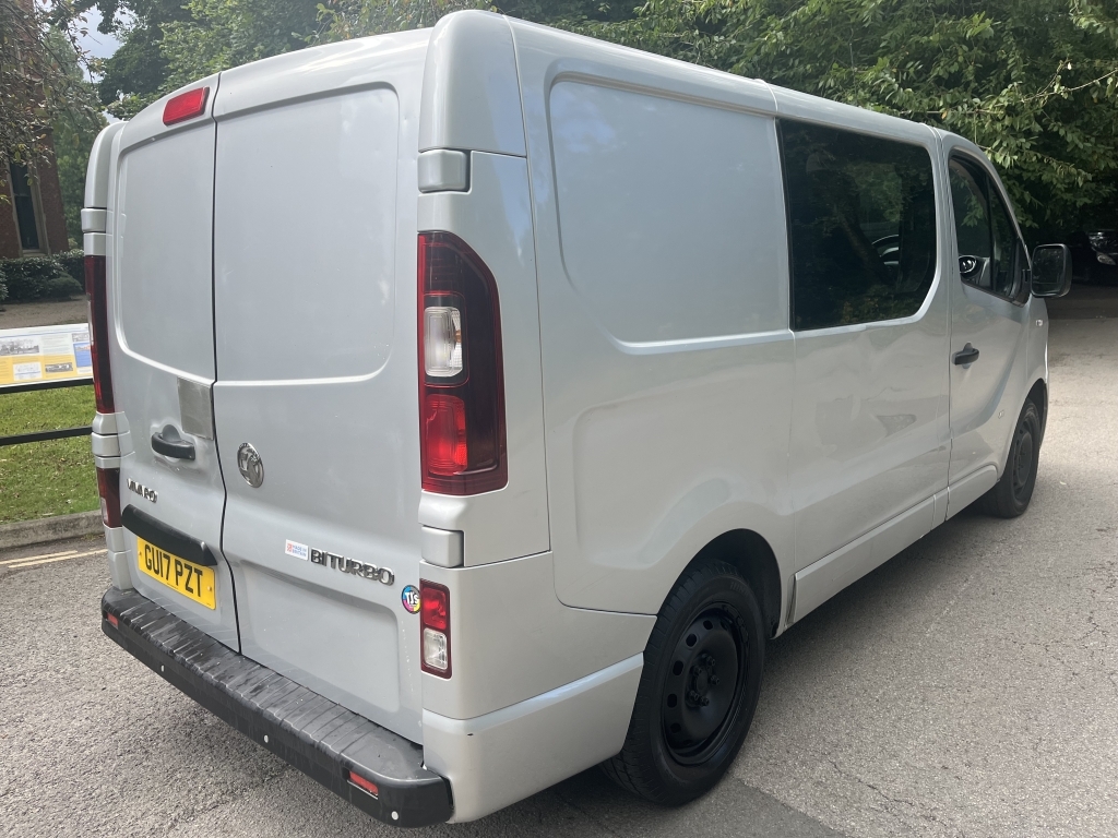 Vauxhall Vivaro Mpv Silver #5