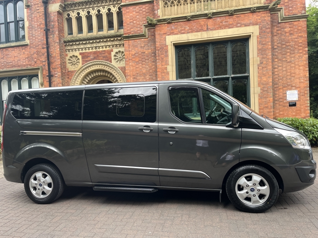 Ford Tourneo Custom Custom 2.0 310 Titanium Tdci 129 Bhp 5 Seat W Blue #42