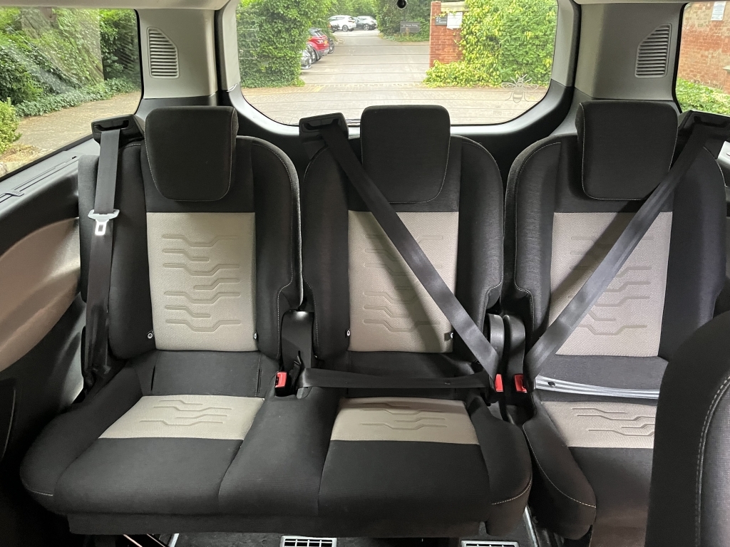 Ford Tourneo Custom Custom 2.0 310 Titanium Tdci 129 Bhp 5 Seat W Blue #34