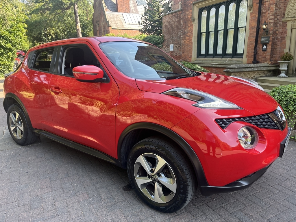 Nissan Juke Juke Acenta Red