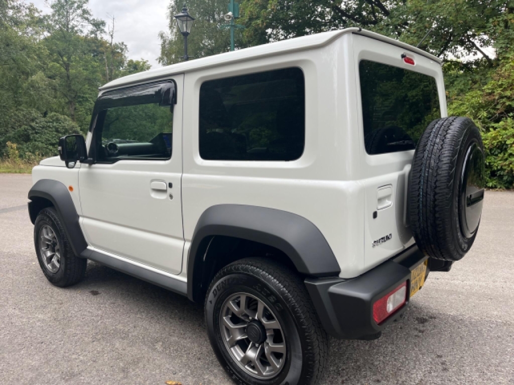 Suzuki Jimny Suv White #4