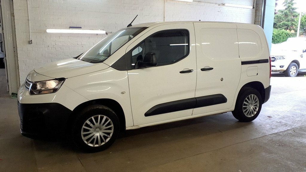 Citroen Berlingo 1.5L Enterprise M White #2