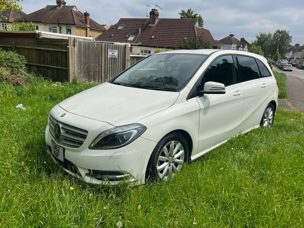 Mercedes-Benz B Class 1.6 B180 Sport White #5