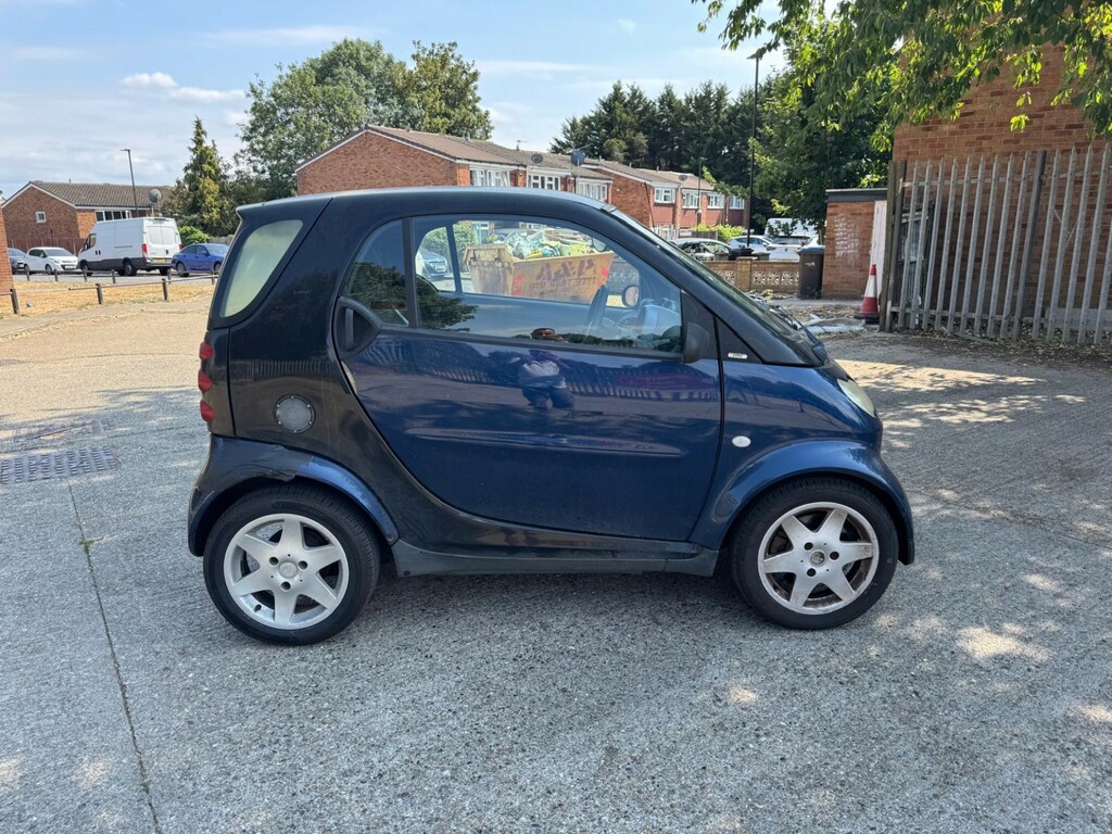 Smart Fortwo Hatchback 0.6 City Pulse 200352 WJ52ZMY Black #6