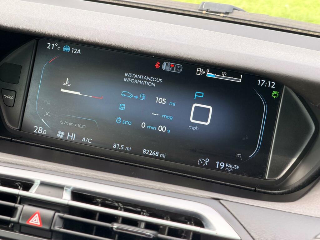 Citroen Grand C4 Picasso Exclusive Black #4