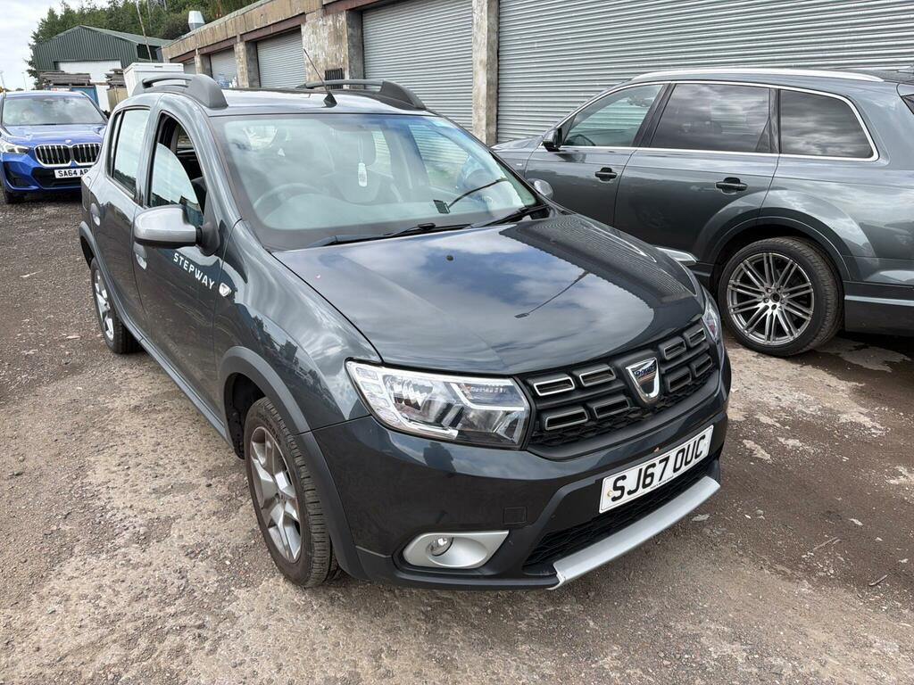 Dacia Sandero Stepway 0.9 Tce Laureate Euro 6 Ss Grey