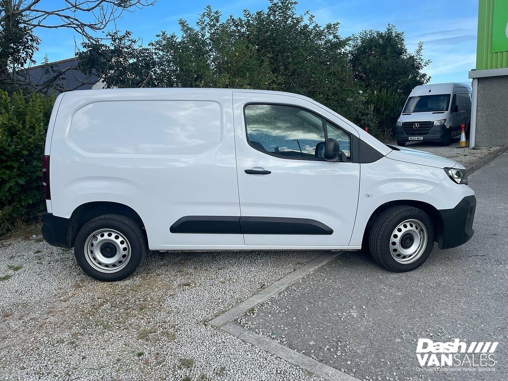 Peugeot Partner 1000 1.5 Bluehdi 100 Professional Van White #8