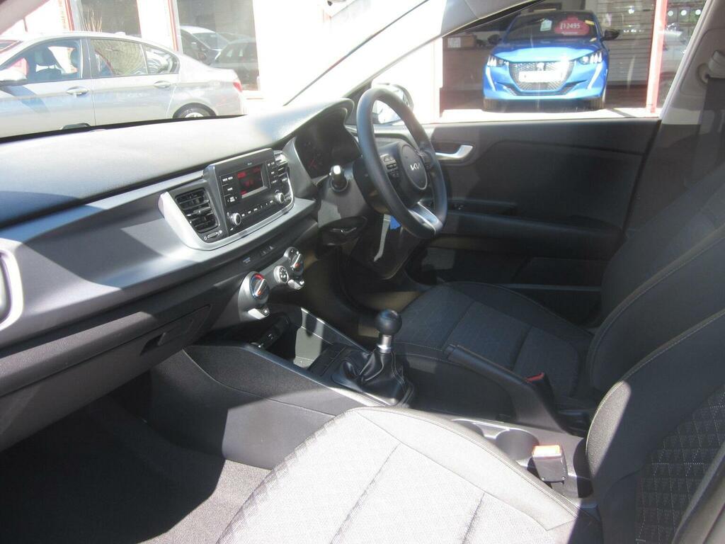 Kia RIO 1.0 T Gdi Mhev Gt Line S Hatchback Hybr Black #16