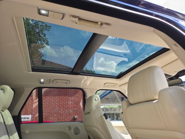 Land Rover Range Rover 4.4L Sdv8 339 Bhp Gold #23