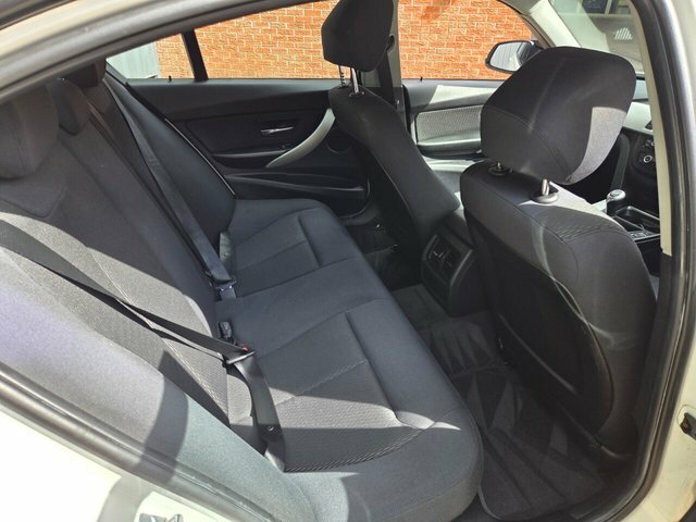BMW 3 Series 2.0 320D M Sport Touring 181 Bhp Blue #16