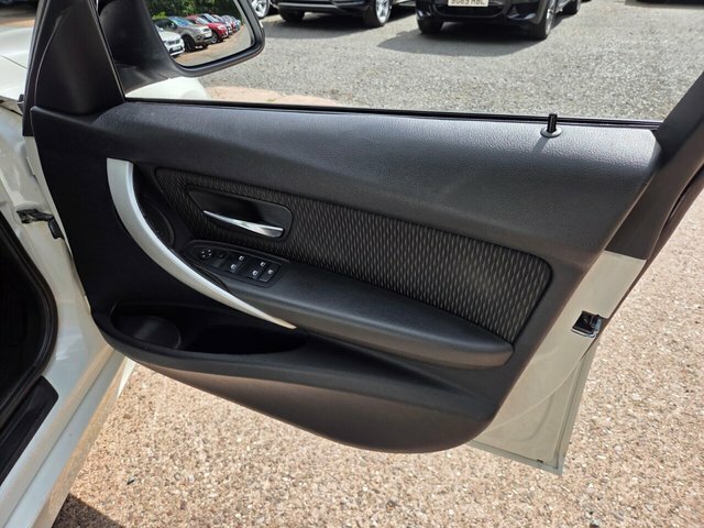 BMW 3 Series 2.0 320D M Sport Touring 181 Bhp Blue #17