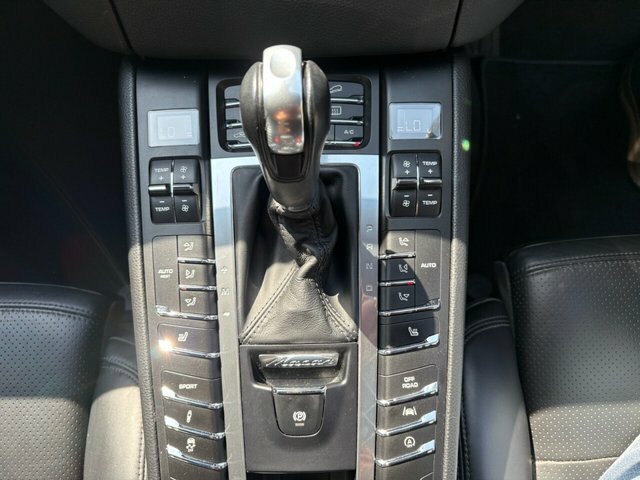 Porsche Macan 3.0T V6 Gts Suv Pdk 4Wd Euro 6 Ss 3 Grey #19