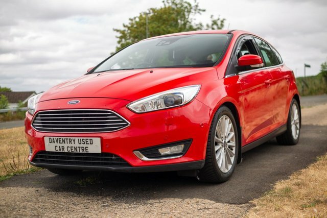 Ford Focus 2014 1.5T Ecoboost Titanium X Hatchback Red #3