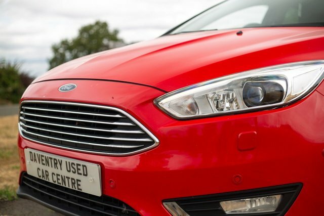 Ford Focus 2014 1.5T Ecoboost Titanium X Hatchback Red #5