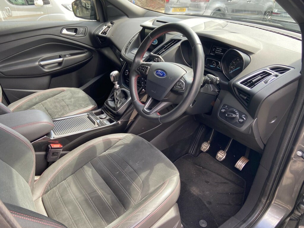 Ford Kuga 1.5 T Ecoboost St-line Grey #6
